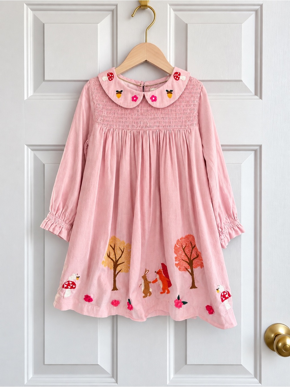 Mini Boden Girls Pink Embroidered Woodland Smocked Dress 5-6Y Animals Mushrooms